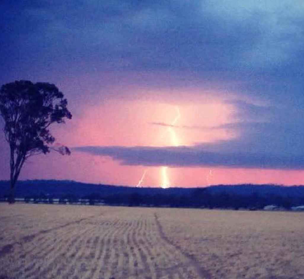 Lightning in Warwick seen from Wheatvale.